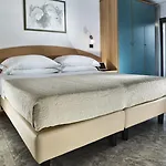 Hotel Milano 3*