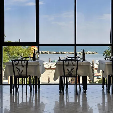 Hotel Milano 3*
