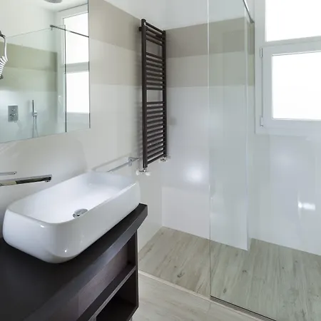 Milano ホテル ベラーリア・イジェア・マリーナ